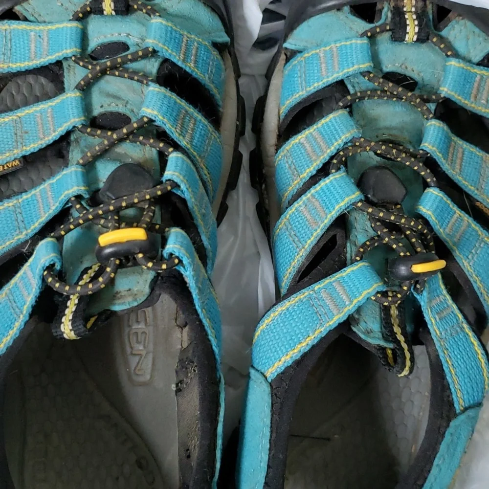 Keen Waterproof Sandals - Picture 6 of 7